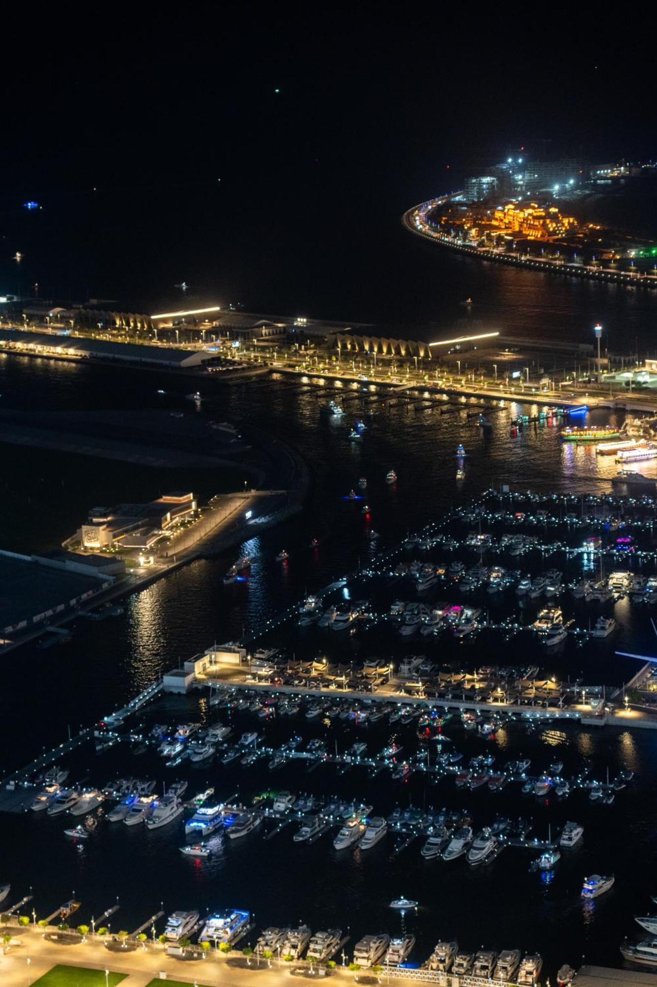 Dhostels - Marina Palm View * Dubai