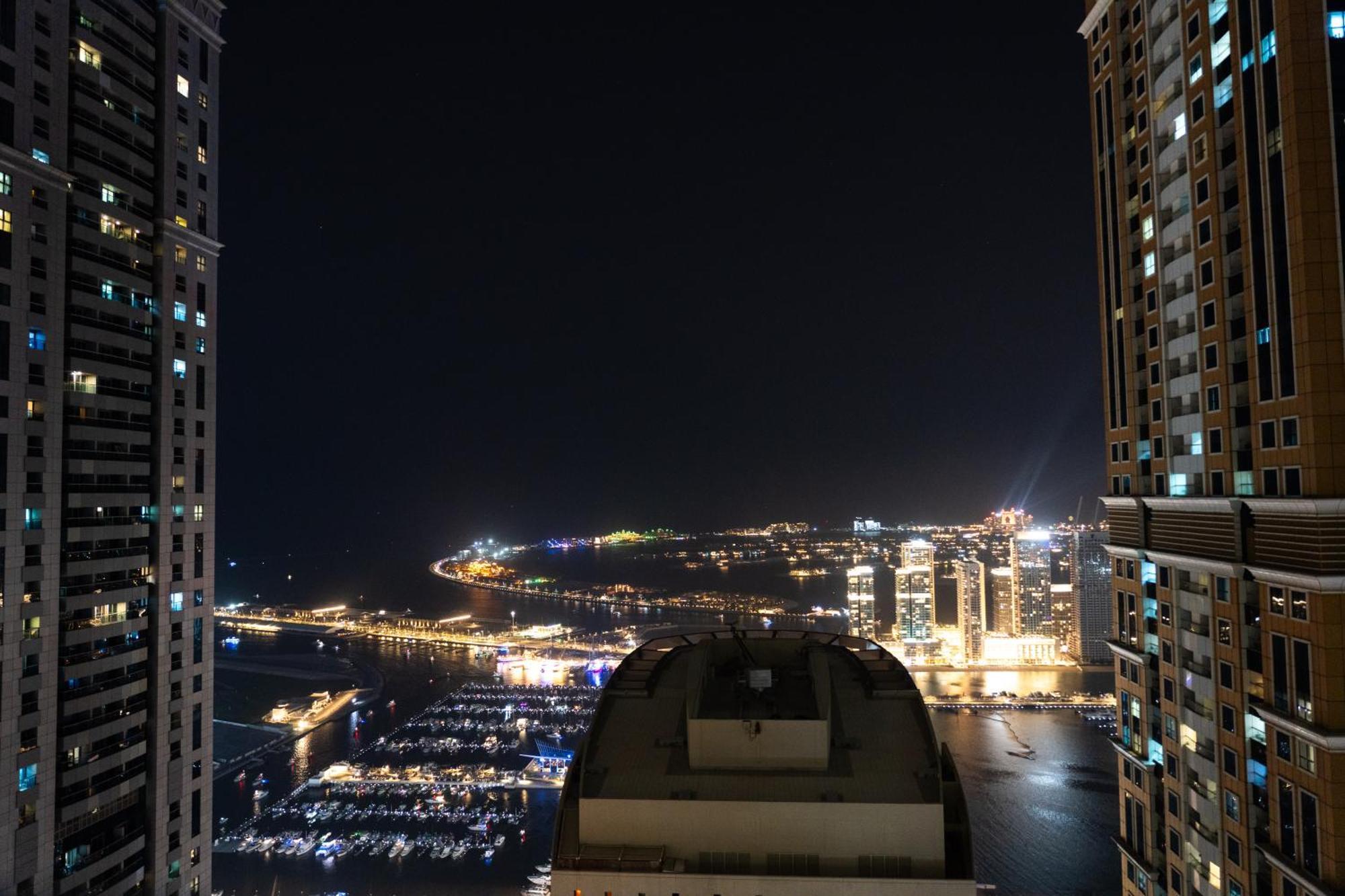 Dhostels - Marina Palm View * Dubai
