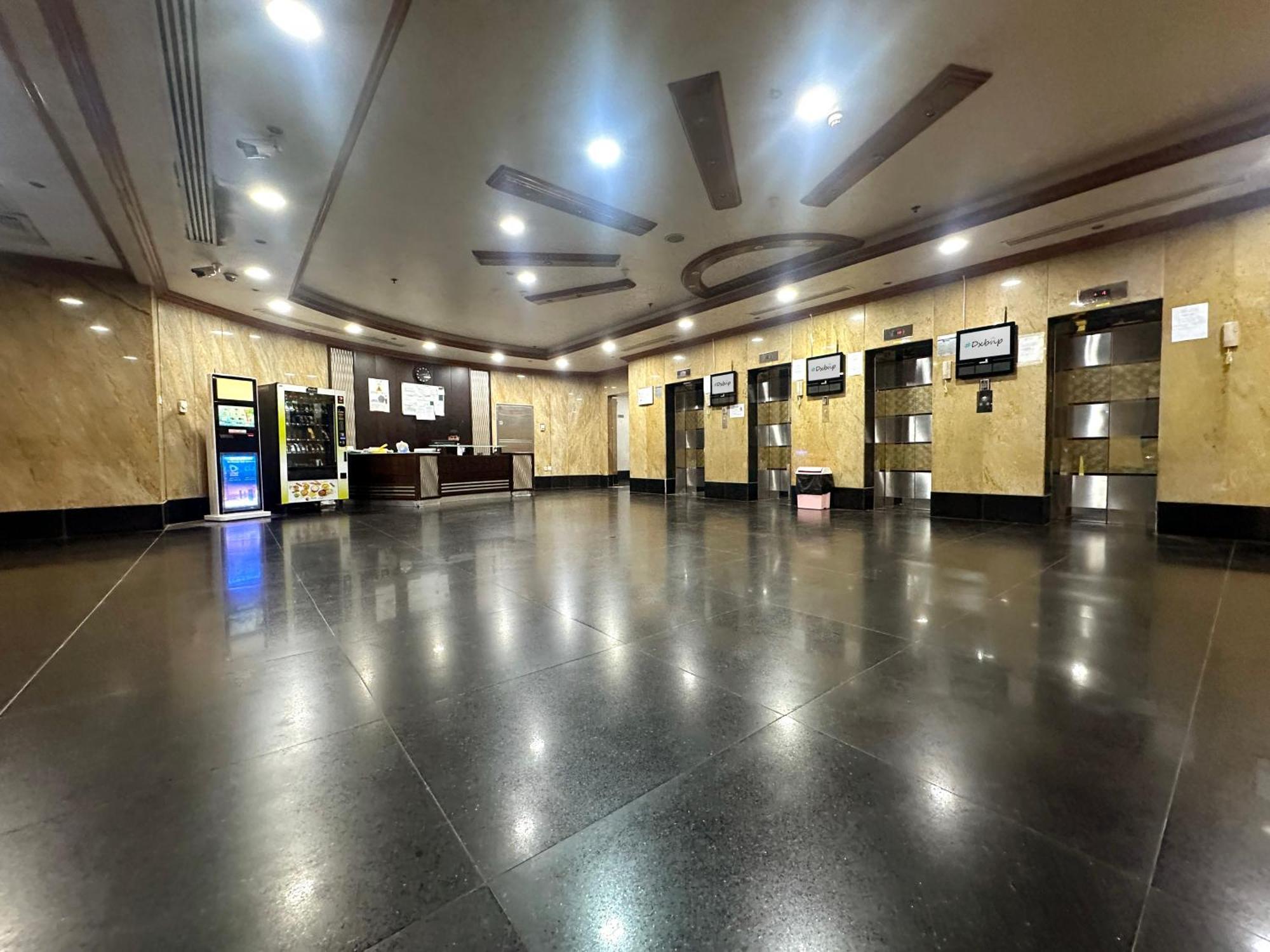 Homestay Vista Partition In Tecom Near Internet Metro *