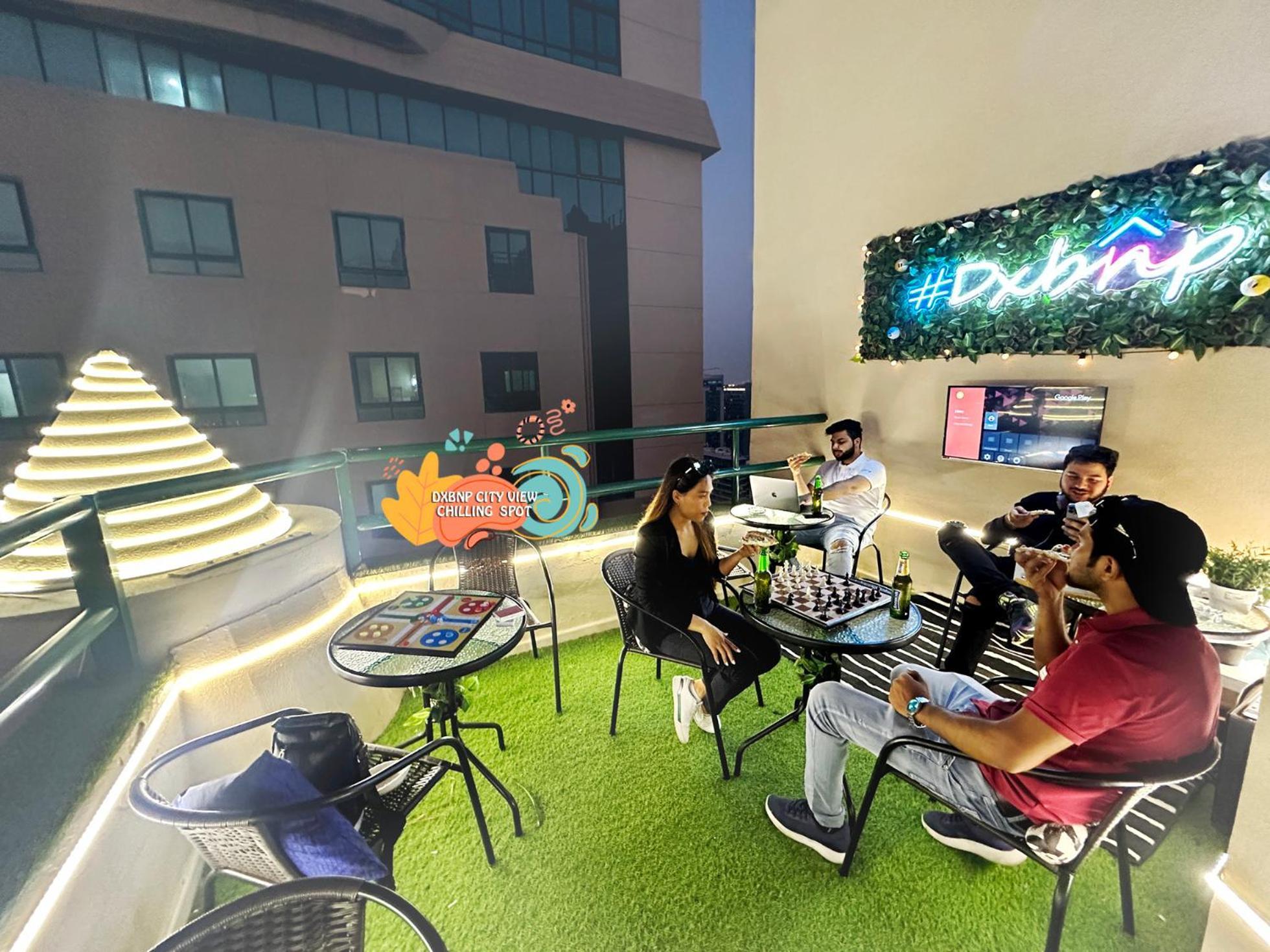 Homestay Vista Partition In Tecom Near Internet Metro