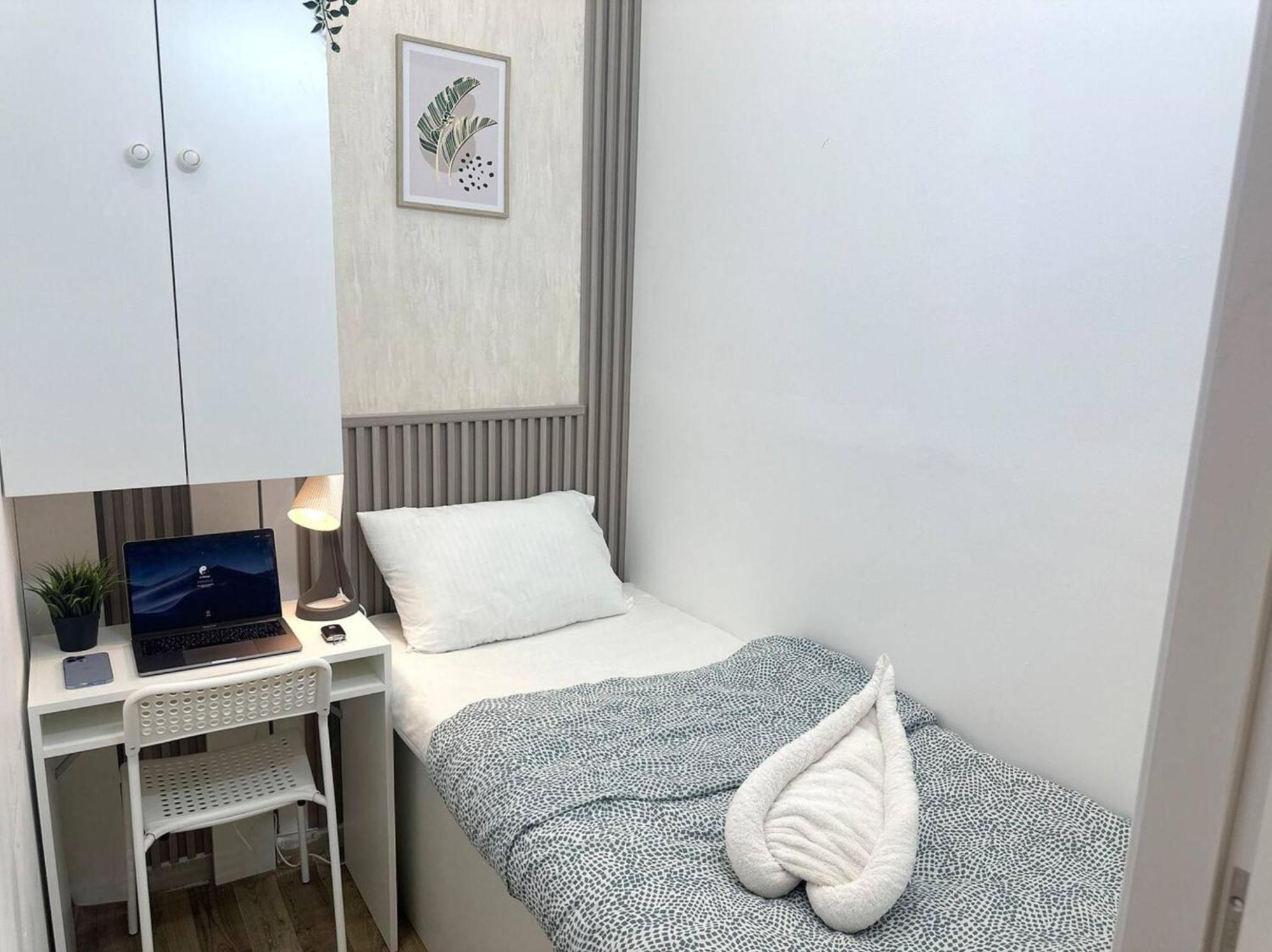 Homestay Cozy Partition For Travelers In Tecom