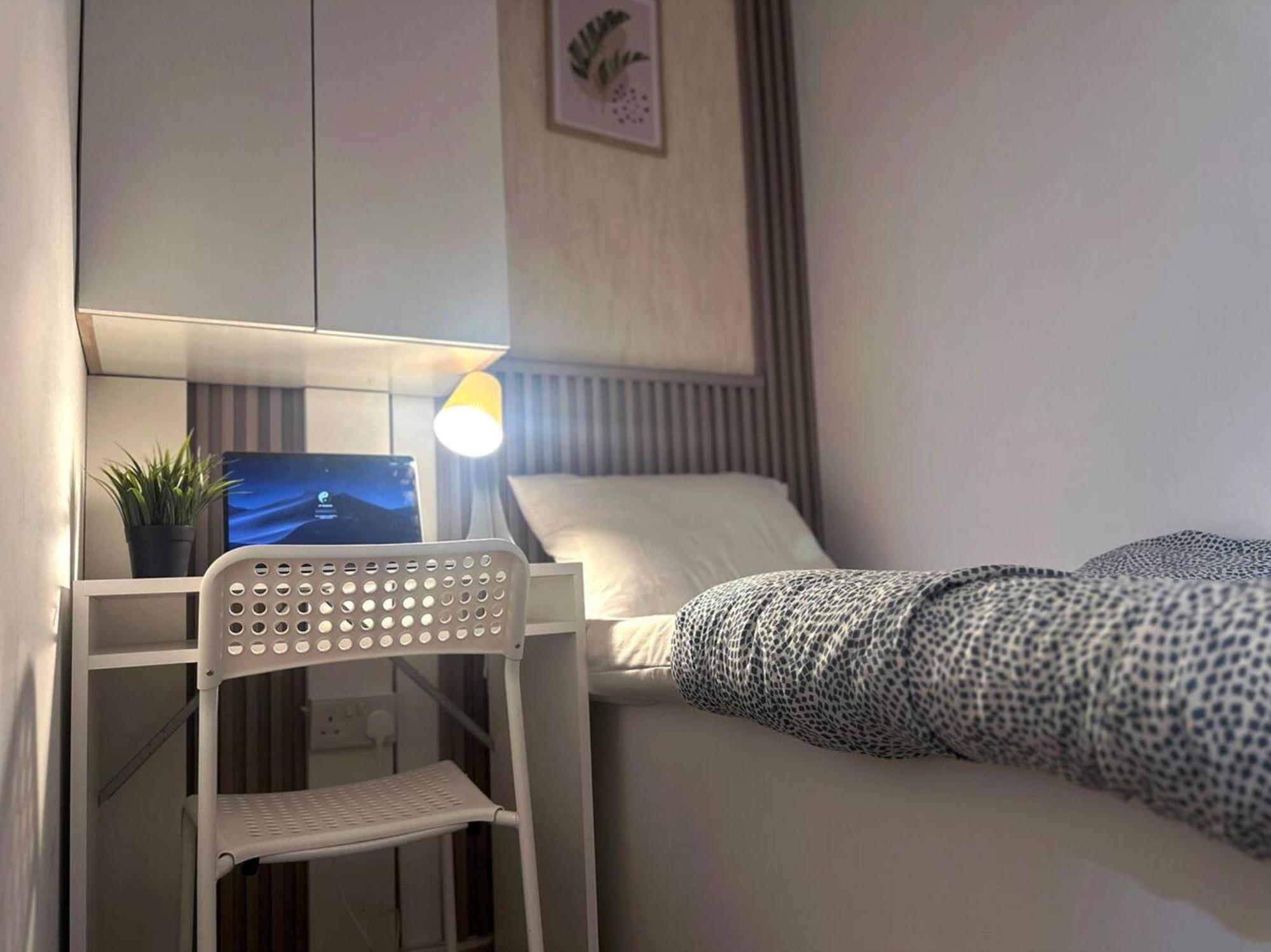 Cozy Partition For Travelers In Tecom Homestay