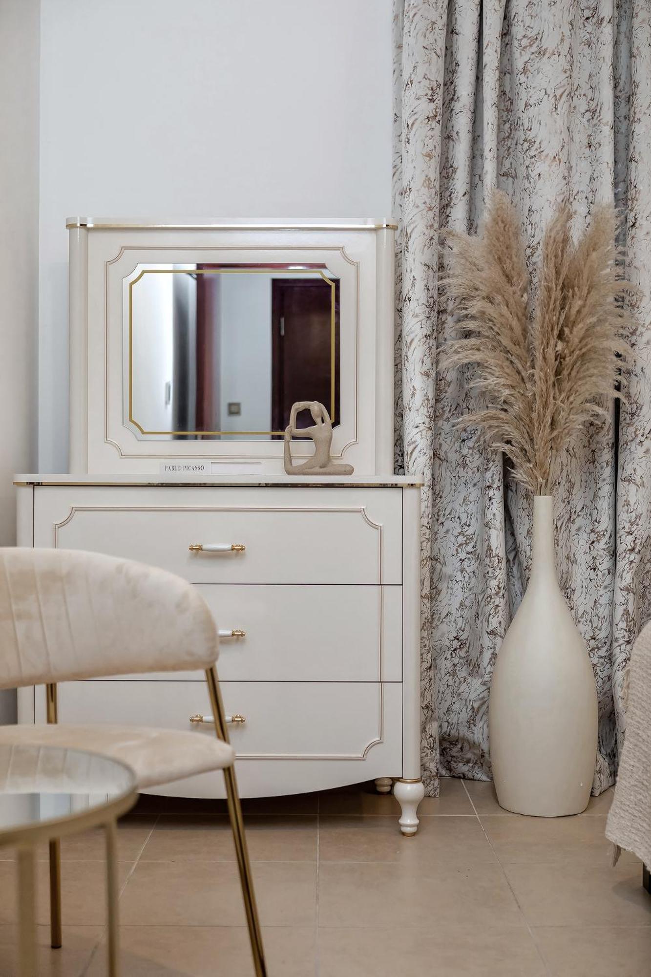 Beautiful 2br 2 Min Amwaj Jbr Daire *