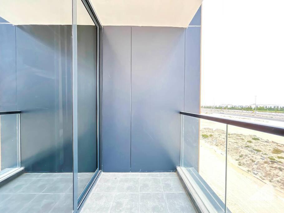 Luxurious & Balcony At Samana Golf Avenue