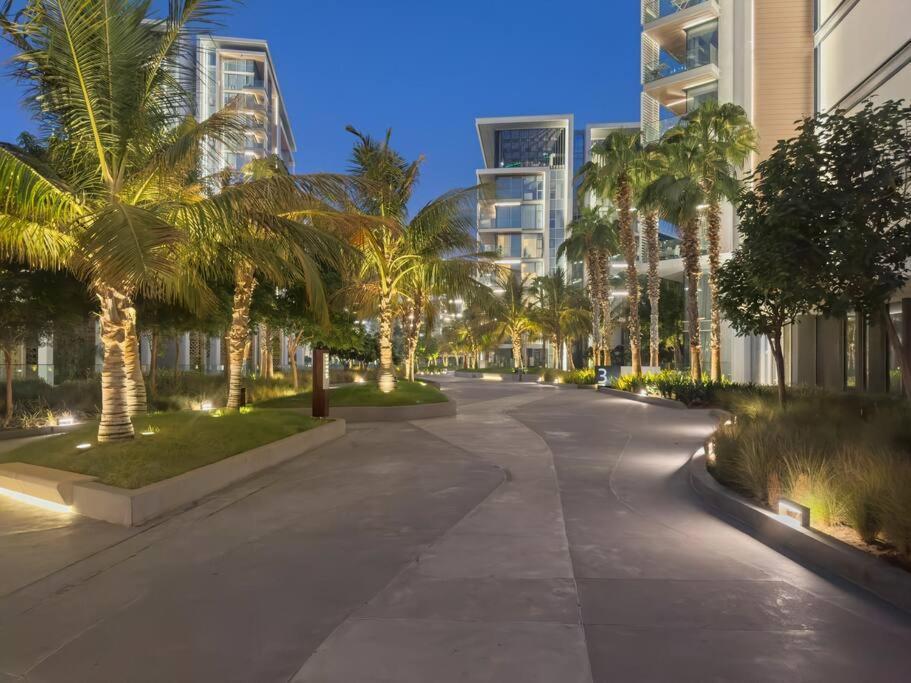 Apartment First Class 5br Stunning Eye Of Views Dubai