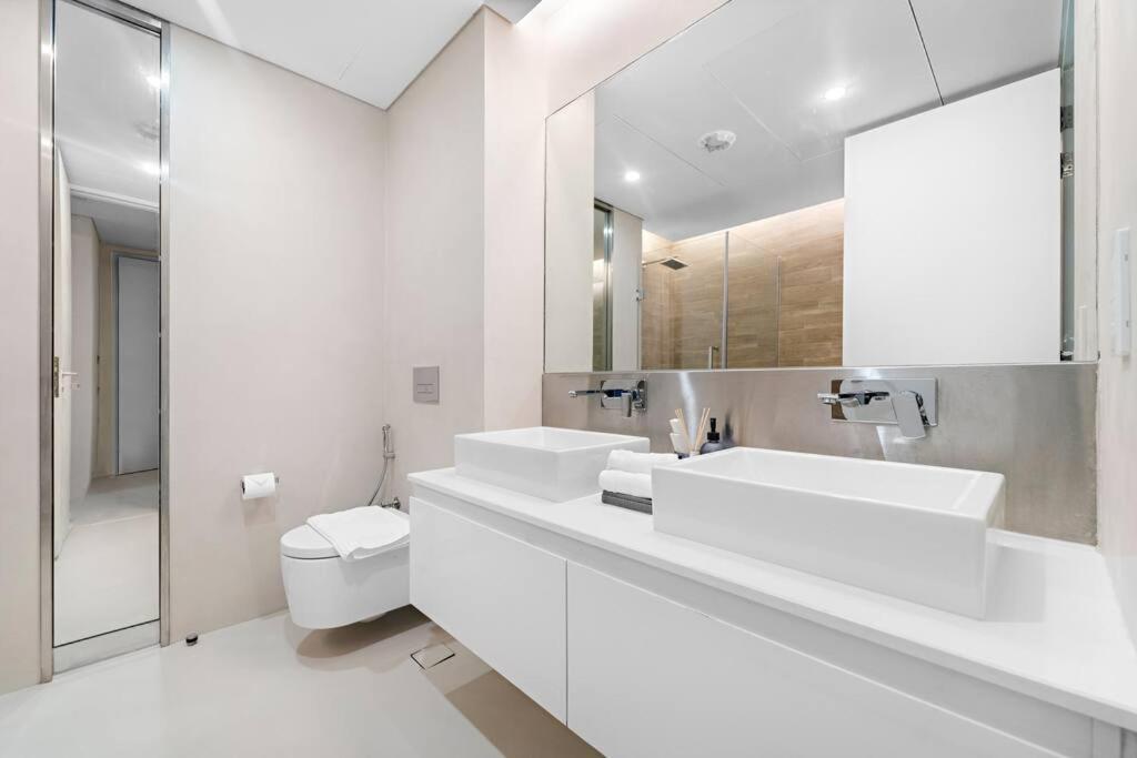 First Class 5br Stunning Eye Of Views *