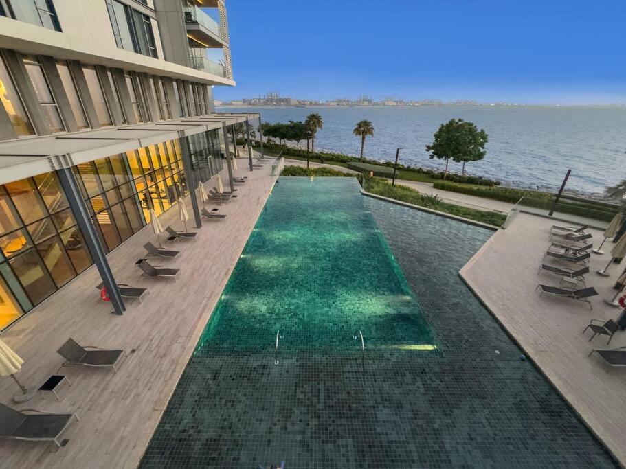 Apartment First Class 5br Stunning Eye Of Views Dubai