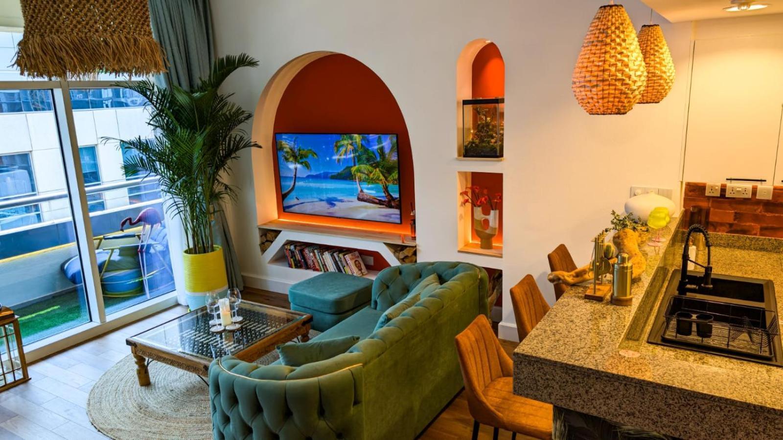 Feral Homes With Burj Khalifa View Apartment Dubai