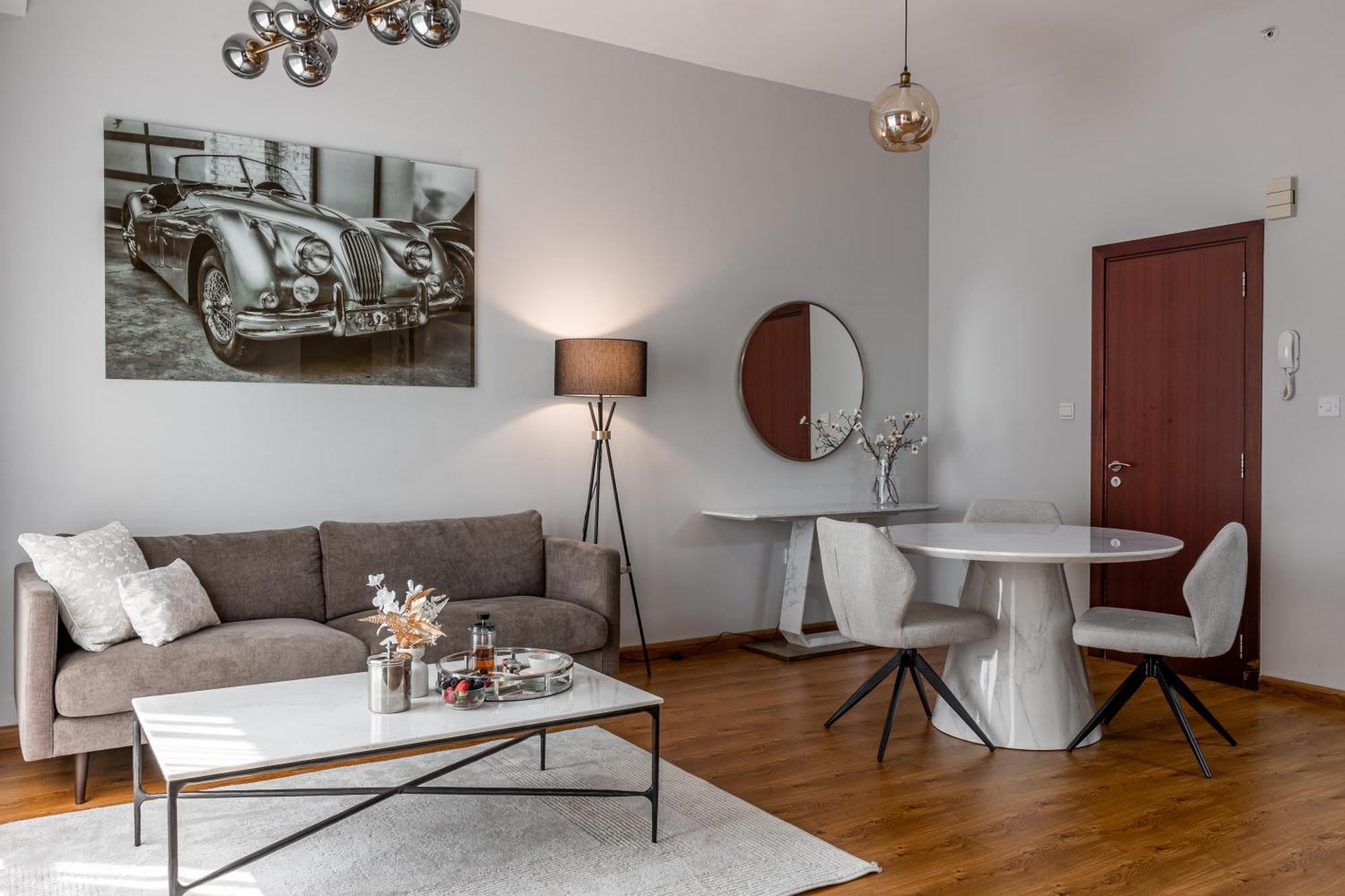 Beautiful 1 Bedroom By The Daire *