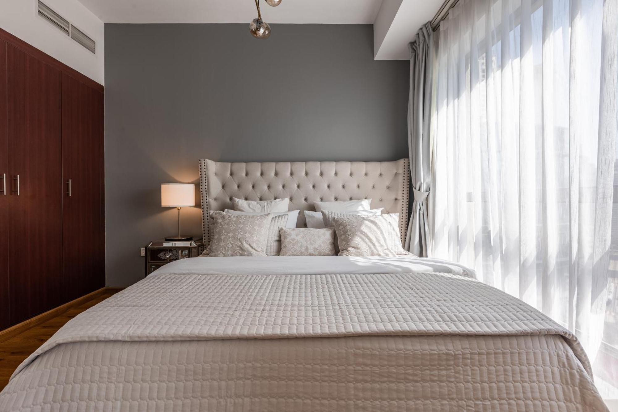 Daire Beautiful 1 Bedroom By The