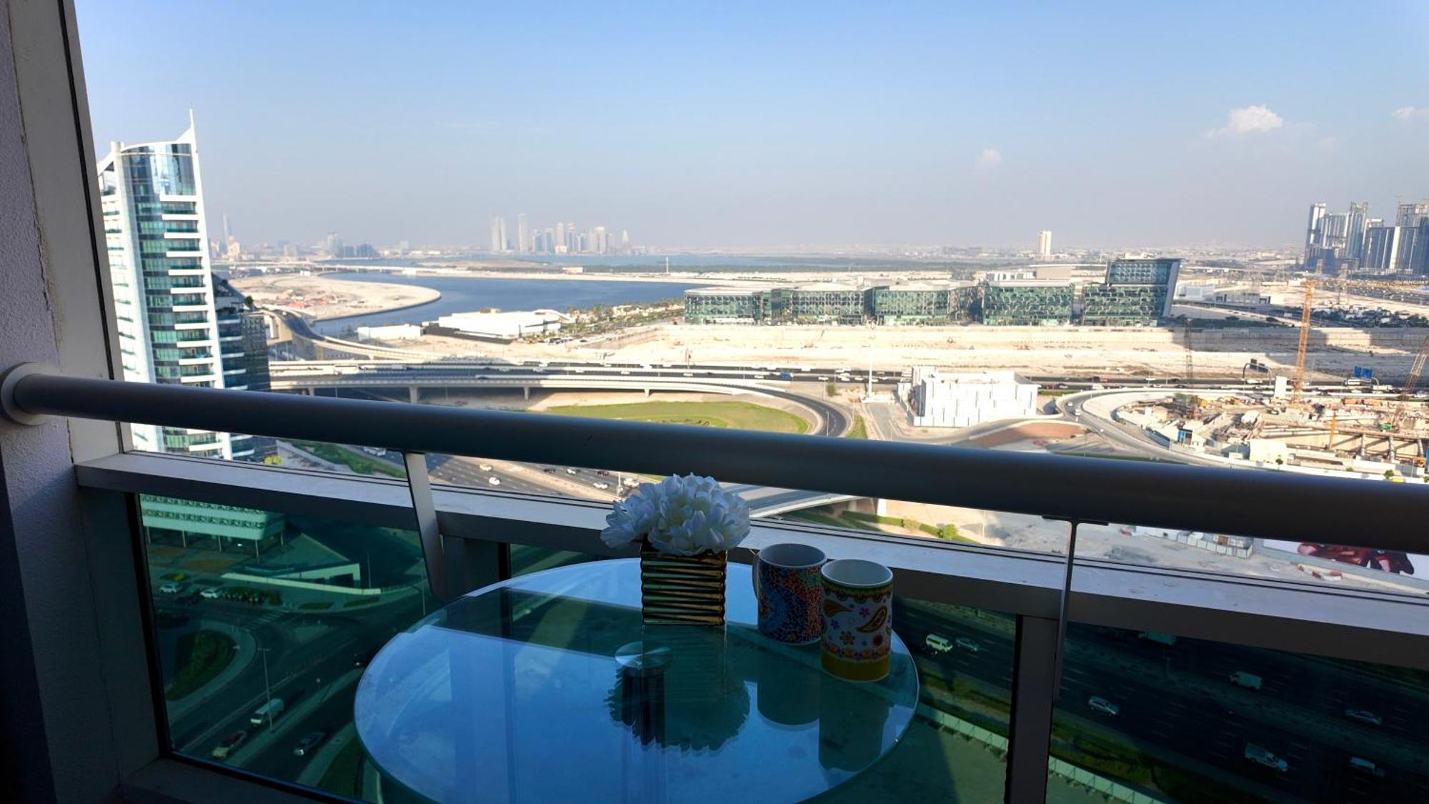 Rbc Fabulous View Near Mall Apartment *