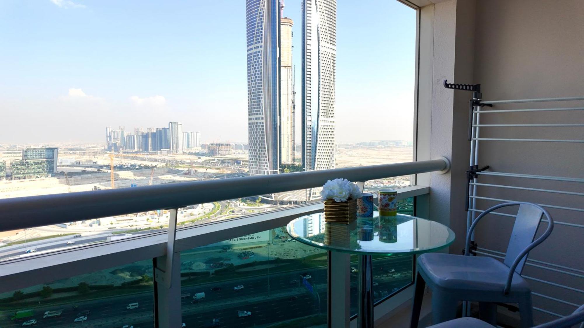 Rbc Fabulous View Near Mall Apartment Dubai
