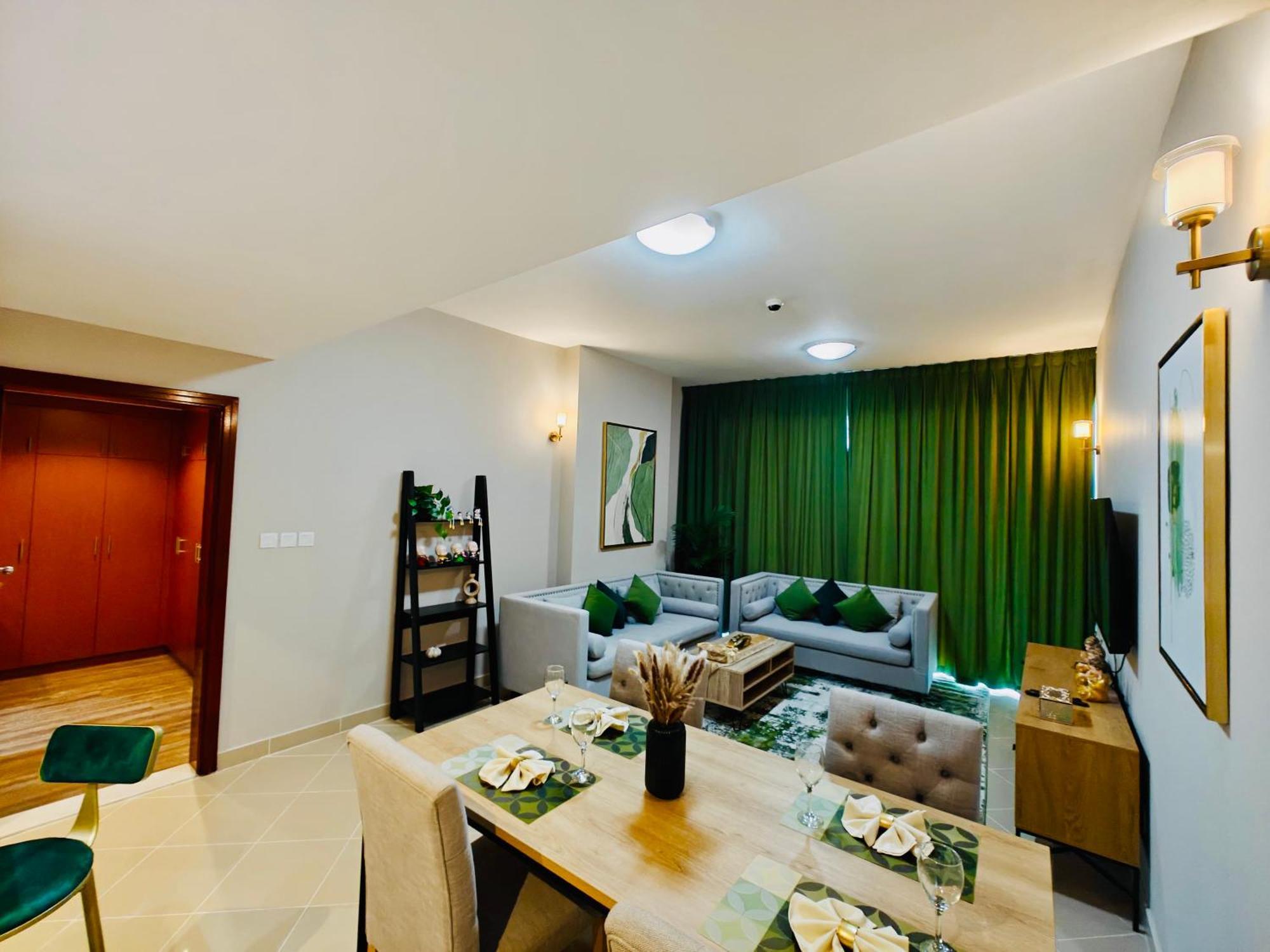 369 Stays- 1 Bedroom In Sports Apartment Dubai