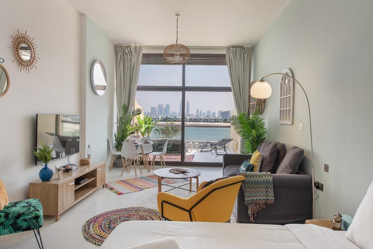 Apartment Spectacular Studio In Palm Jumeirah With Beachside Living Experience! *