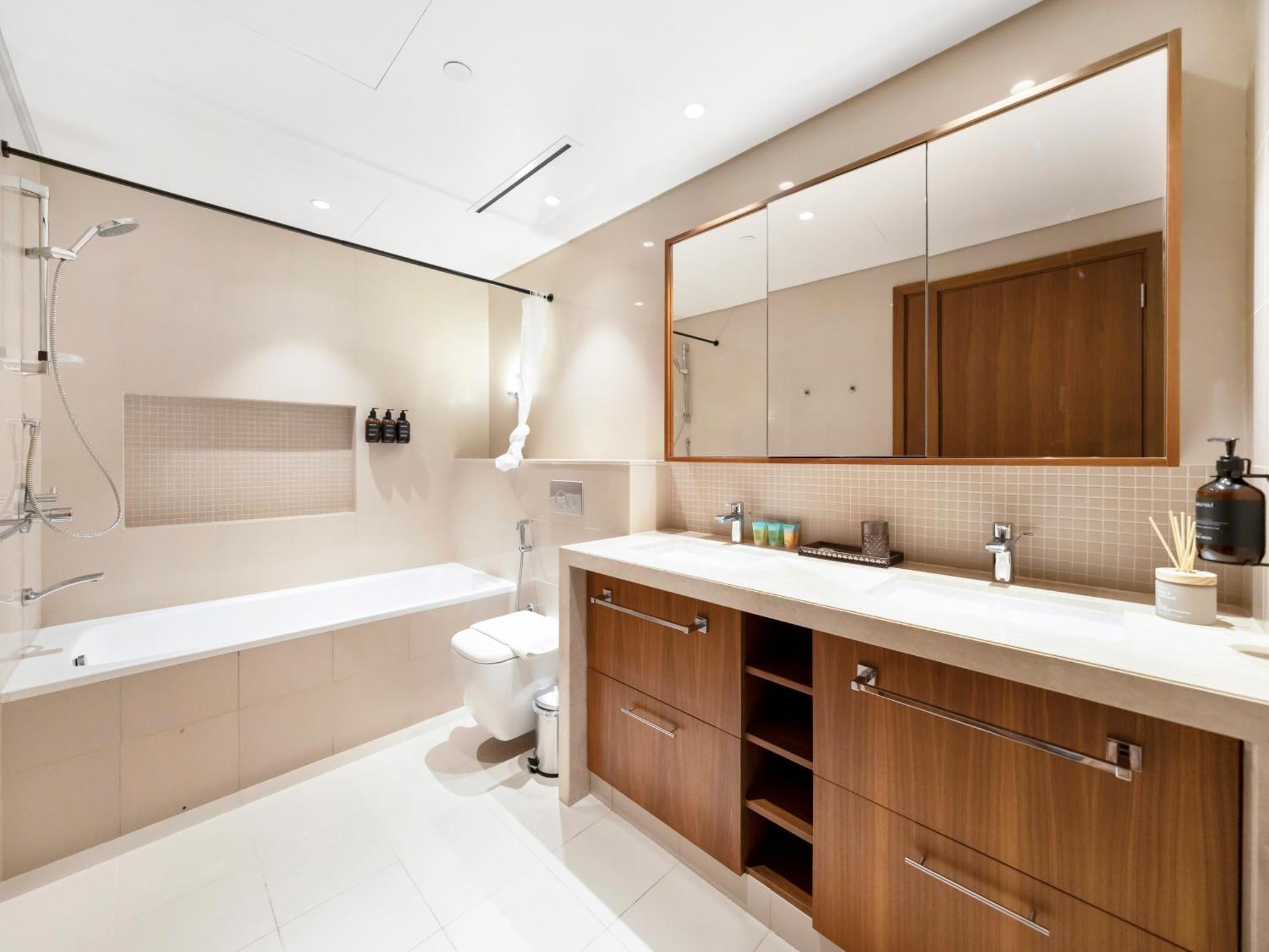 Apartment New! Ps5! Burj Khalifa View & Infinity Pool Dubai