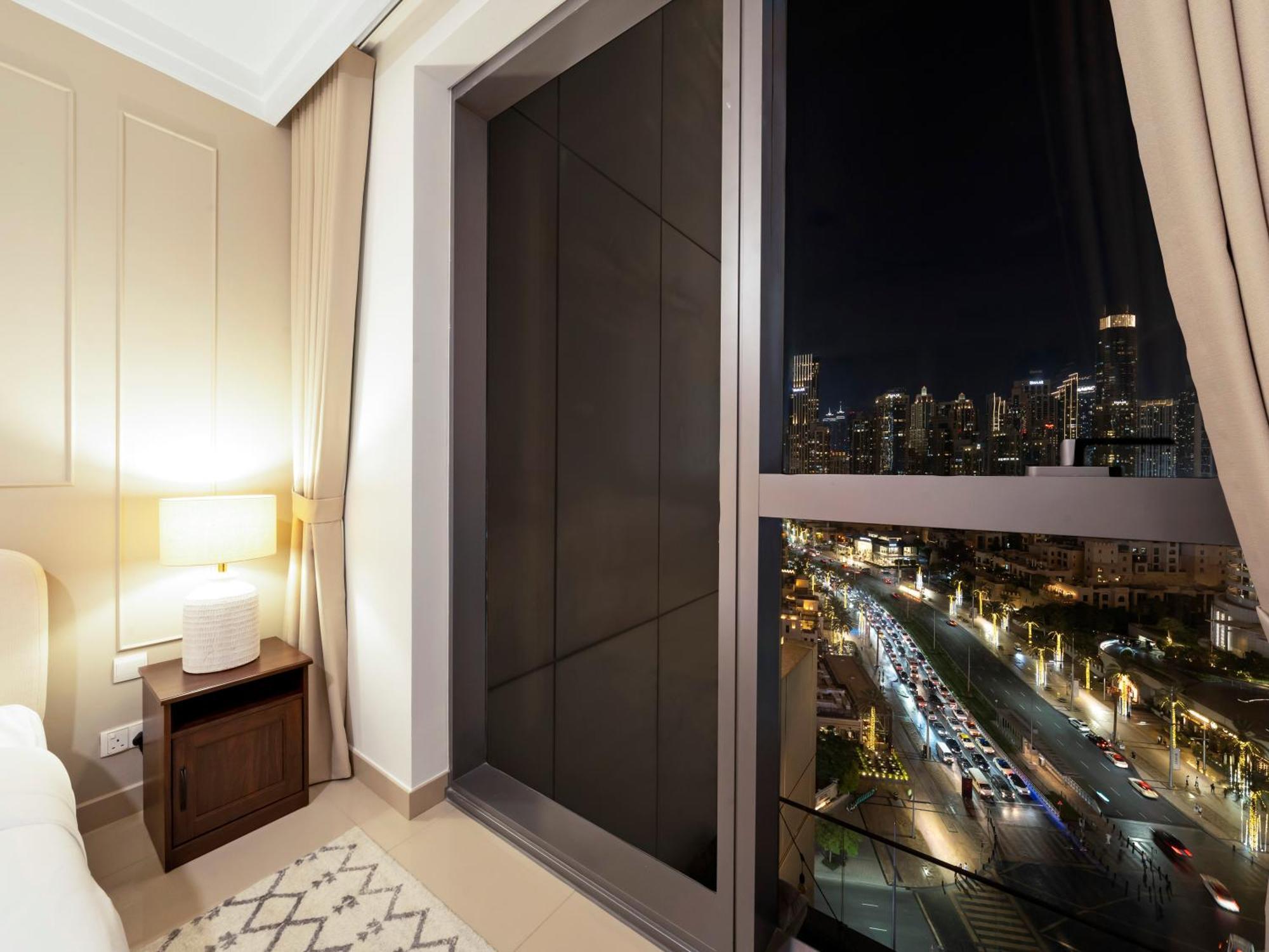Apartment New! Ps5! Burj Khalifa View & Infinity Pool Dubai
