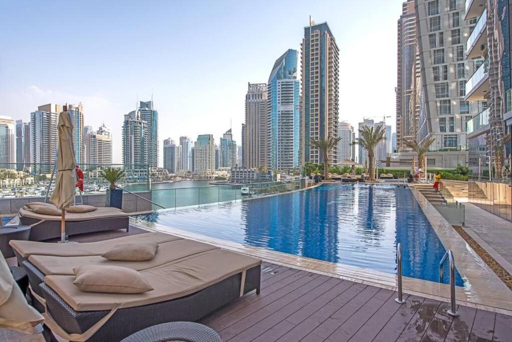 First Class 1br Amazing Marina Views Daire *