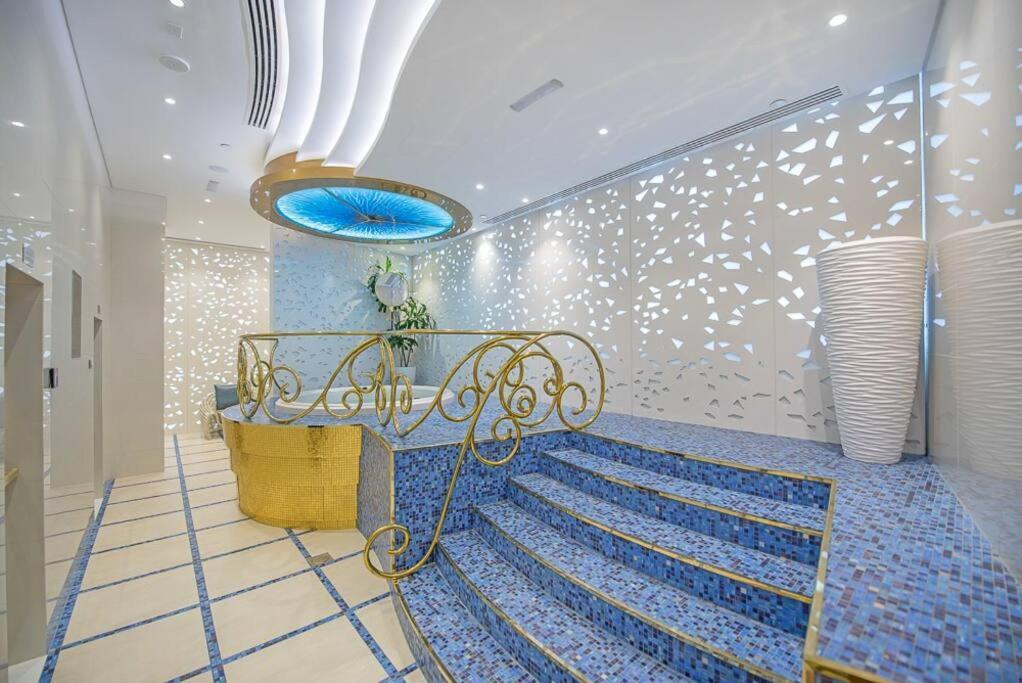 Daire First Class 1br Amazing Marina Views *