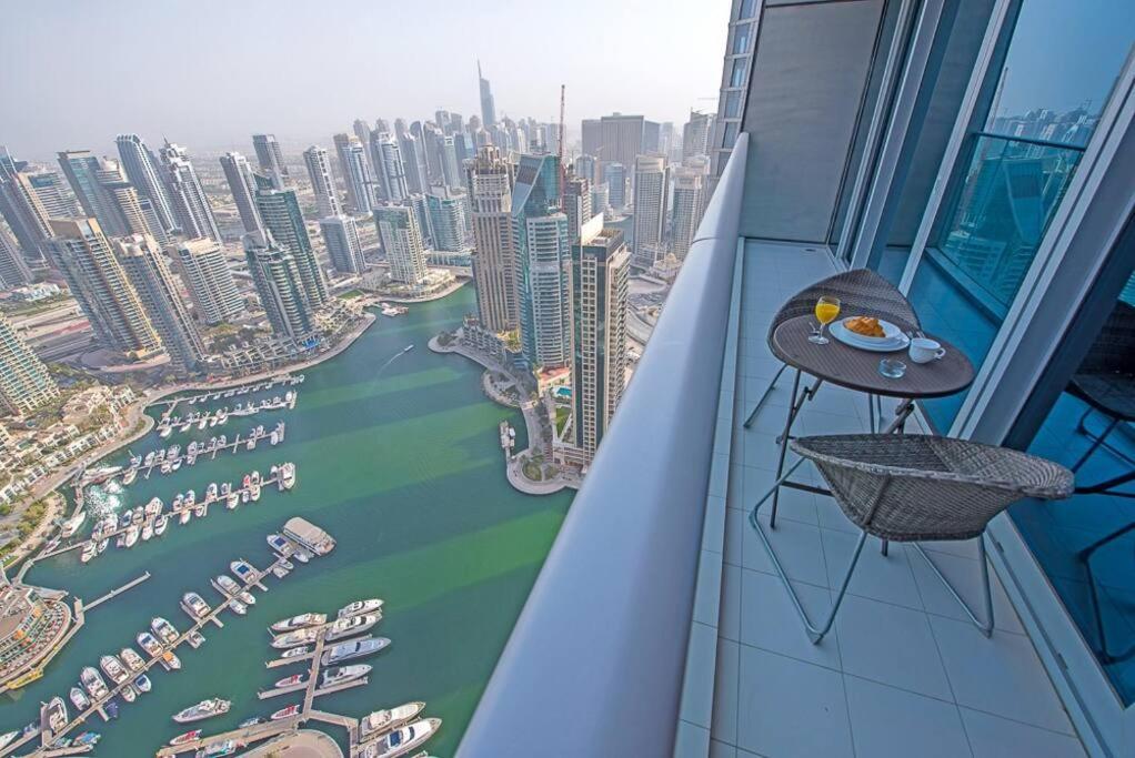 First Class 1br Amazing Marina Views Daire