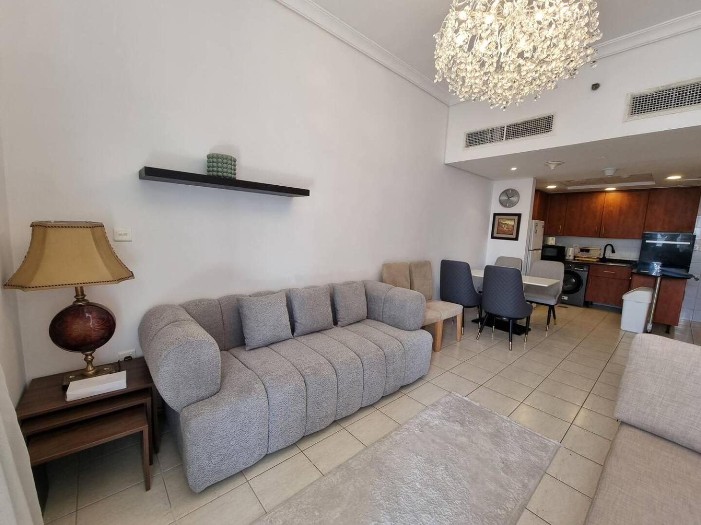 Terrace Cluster D 1bd 4-min Walk To Metro Dubai