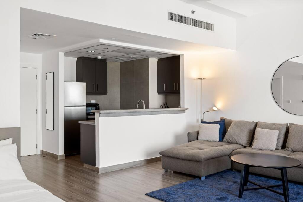 Apartamento Full Sea View - Spacious & Newly Renovated In Jbr