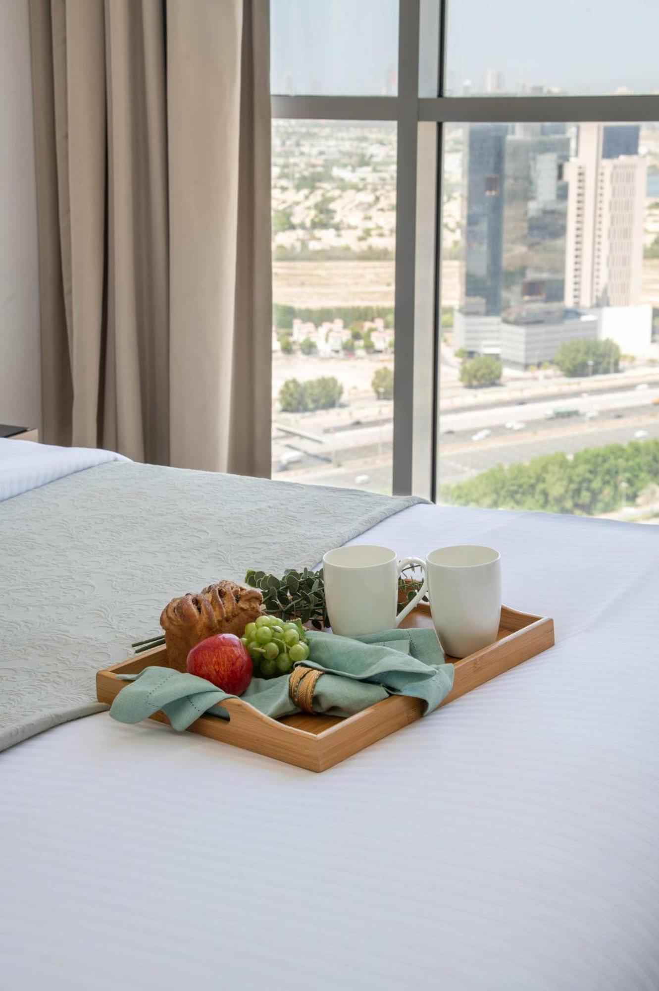 Apartment Frank Porter - Damac Ghalia Tower - *