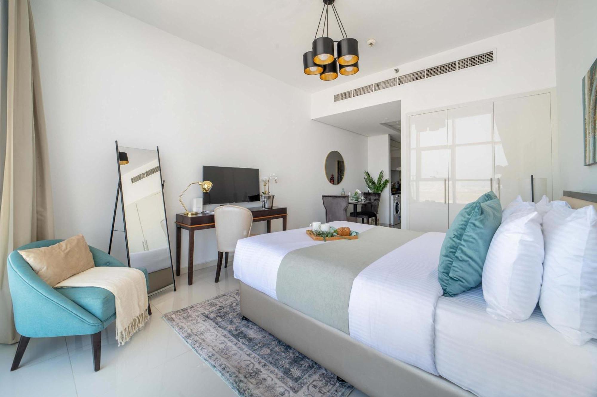 Apartment Frank Porter - Damac Ghalia Tower - Dubai