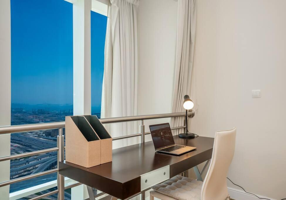 Duplex In 5-star Movenpick *
