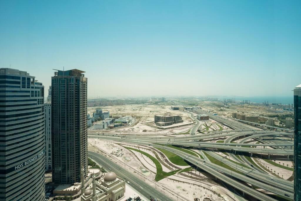 Duplex In 5-star Movenpick Apartment Dubai