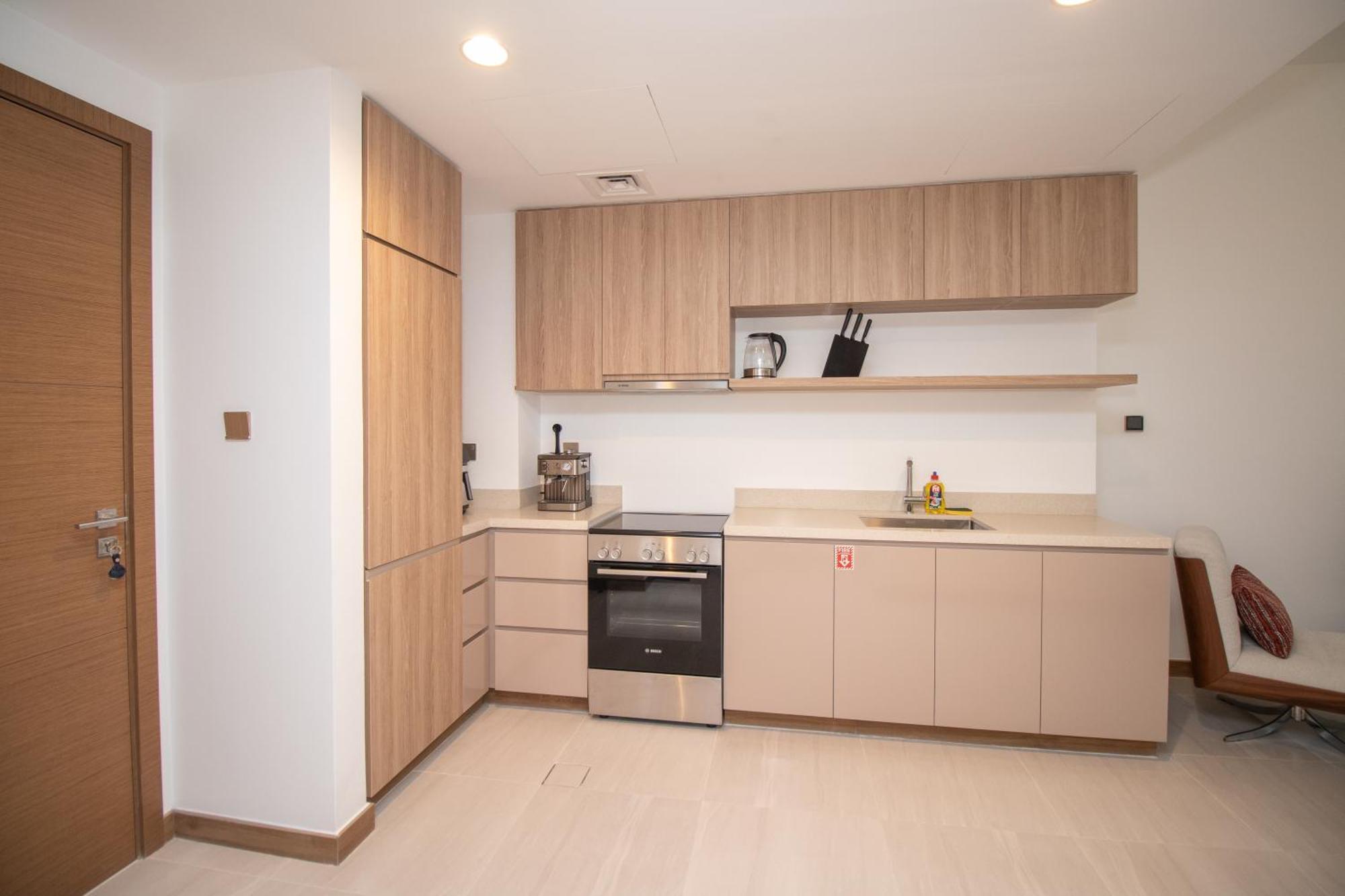 Stylish One Bedroom Oasis At Missoni Tower , Business Bay, Apartment *