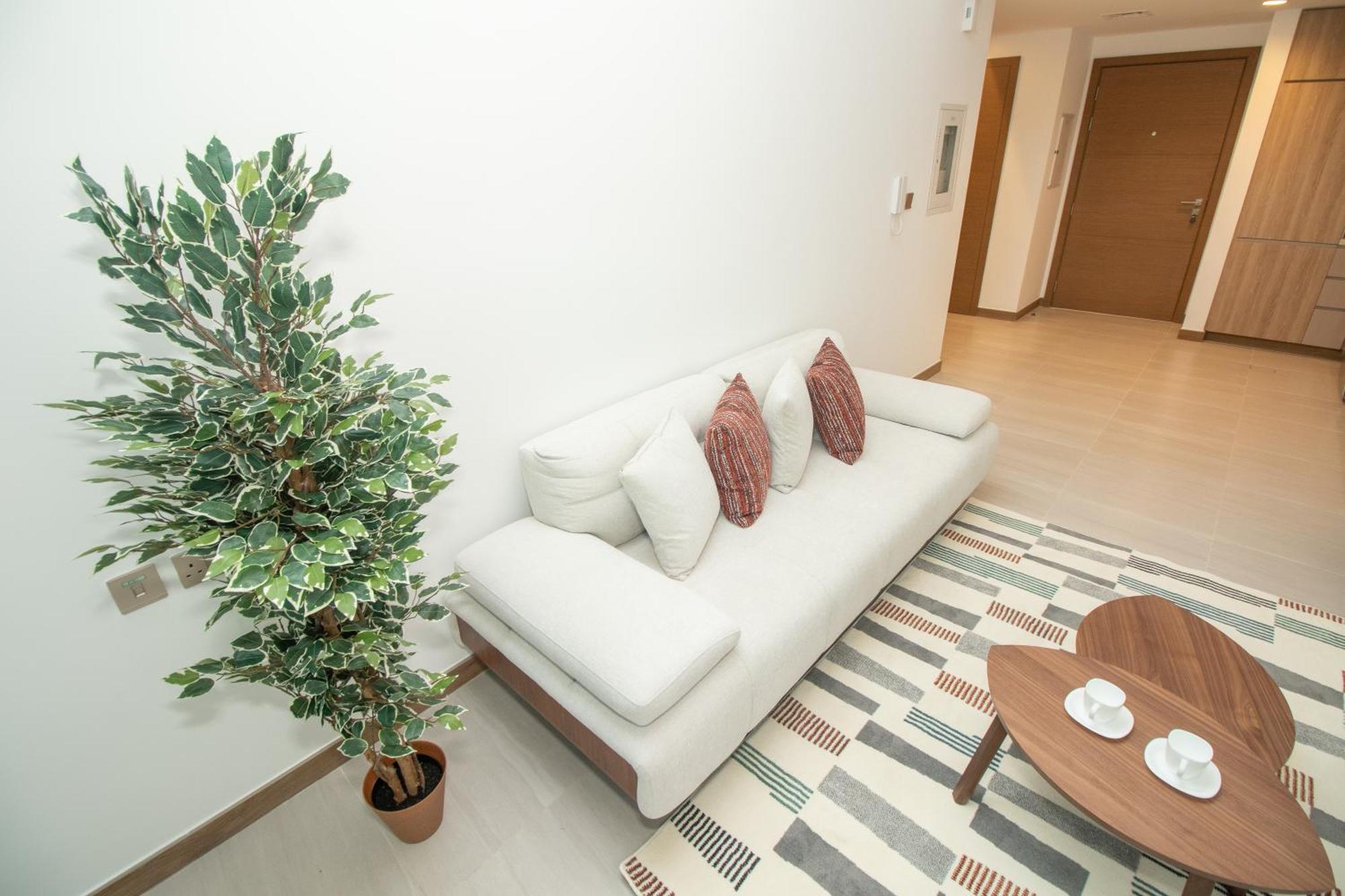 Stylish One Bedroom Oasis At Missoni Tower , Business Bay, Apartment Dubai