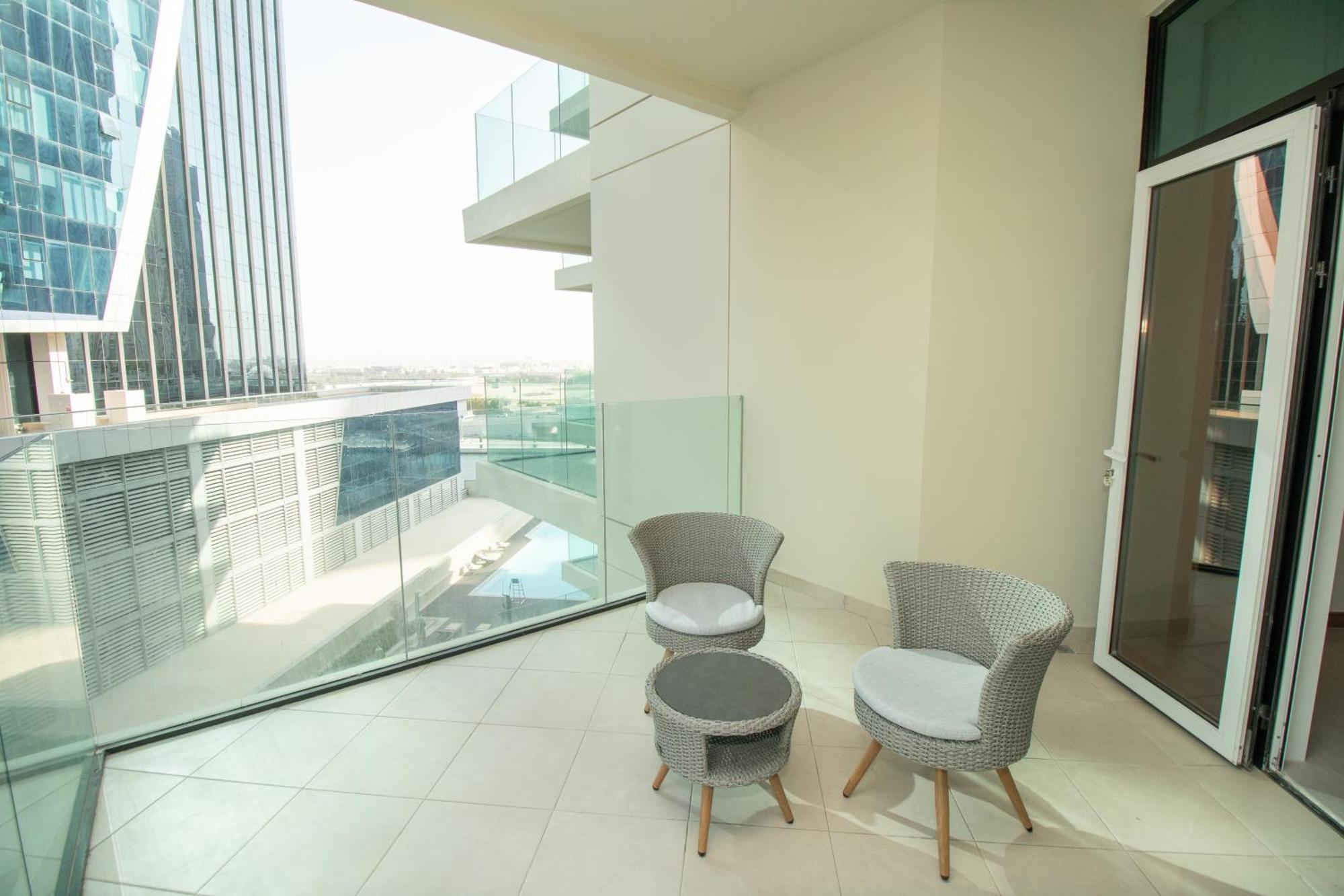 Stylish One Bedroom Oasis At Missoni Tower , Business Bay, Apartment *
