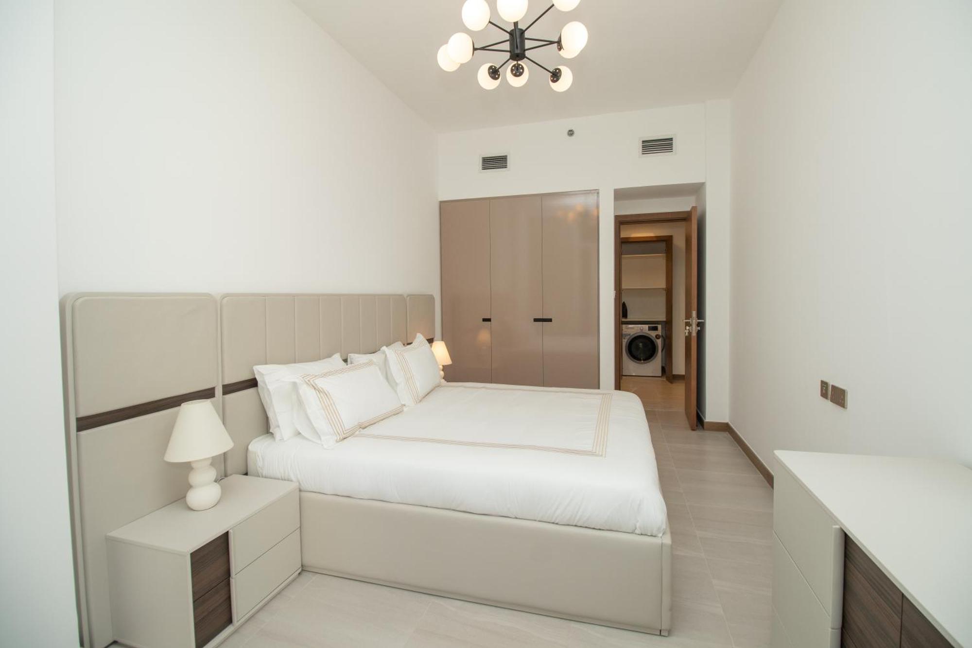 Stylish One Bedroom Oasis At Missoni Tower , Business Bay, * Dubai