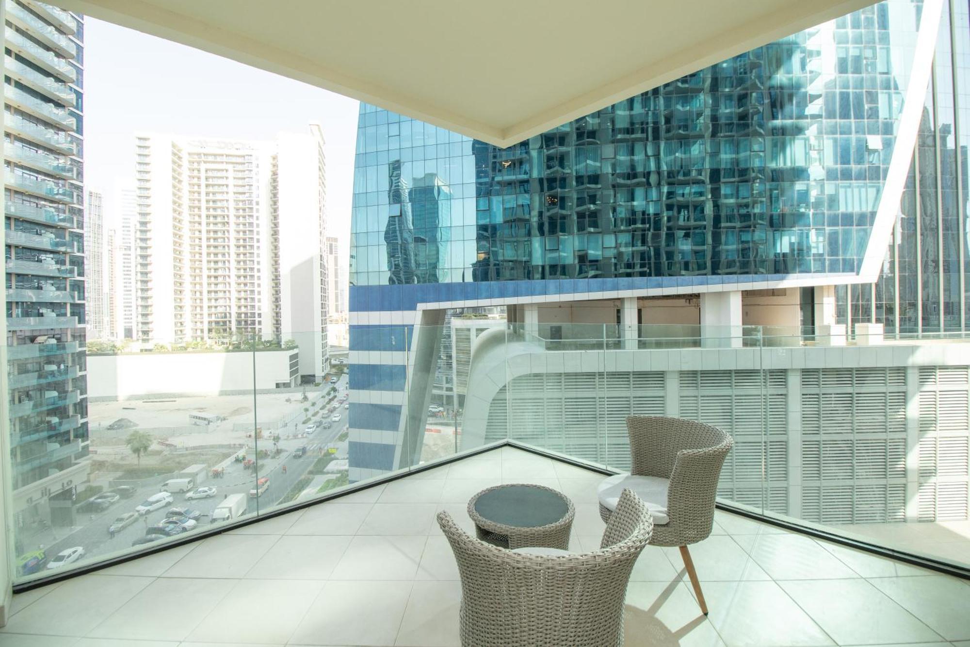 Stylish One Bedroom Oasis At Missoni Tower , Business Bay,