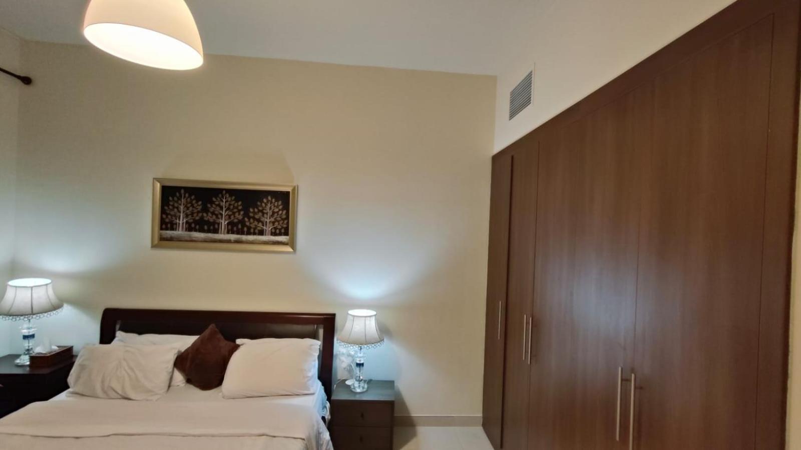 Modern Space In Prime Location