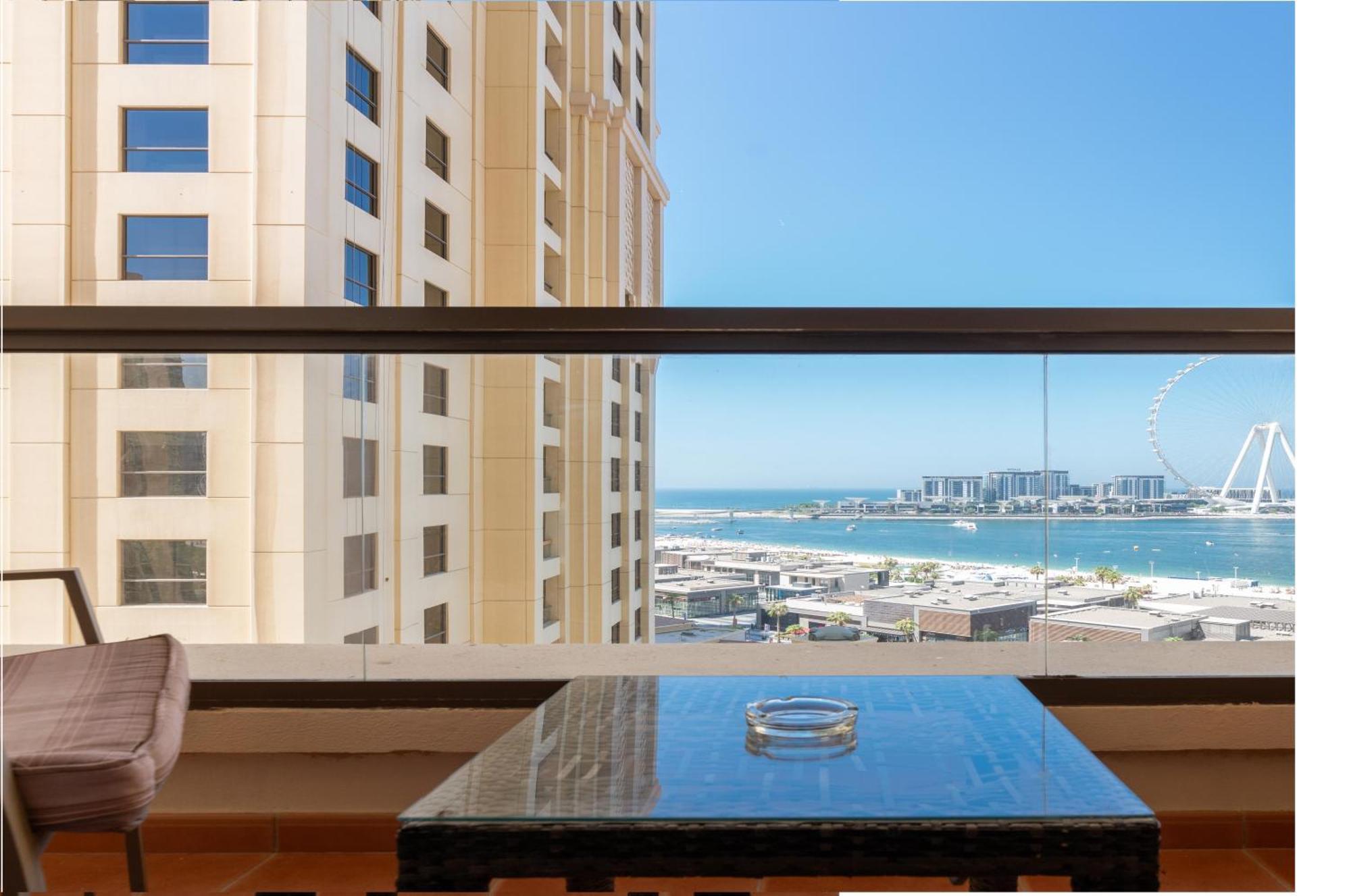 Jbr Walk 2 Bedrooms Front Sea *