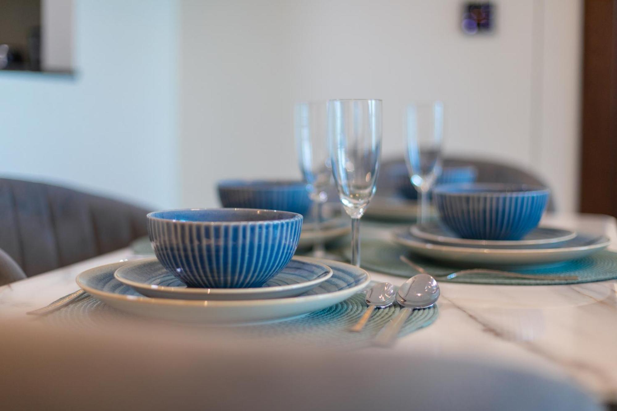Apartment Simply Comfort In J One Tower Dubai