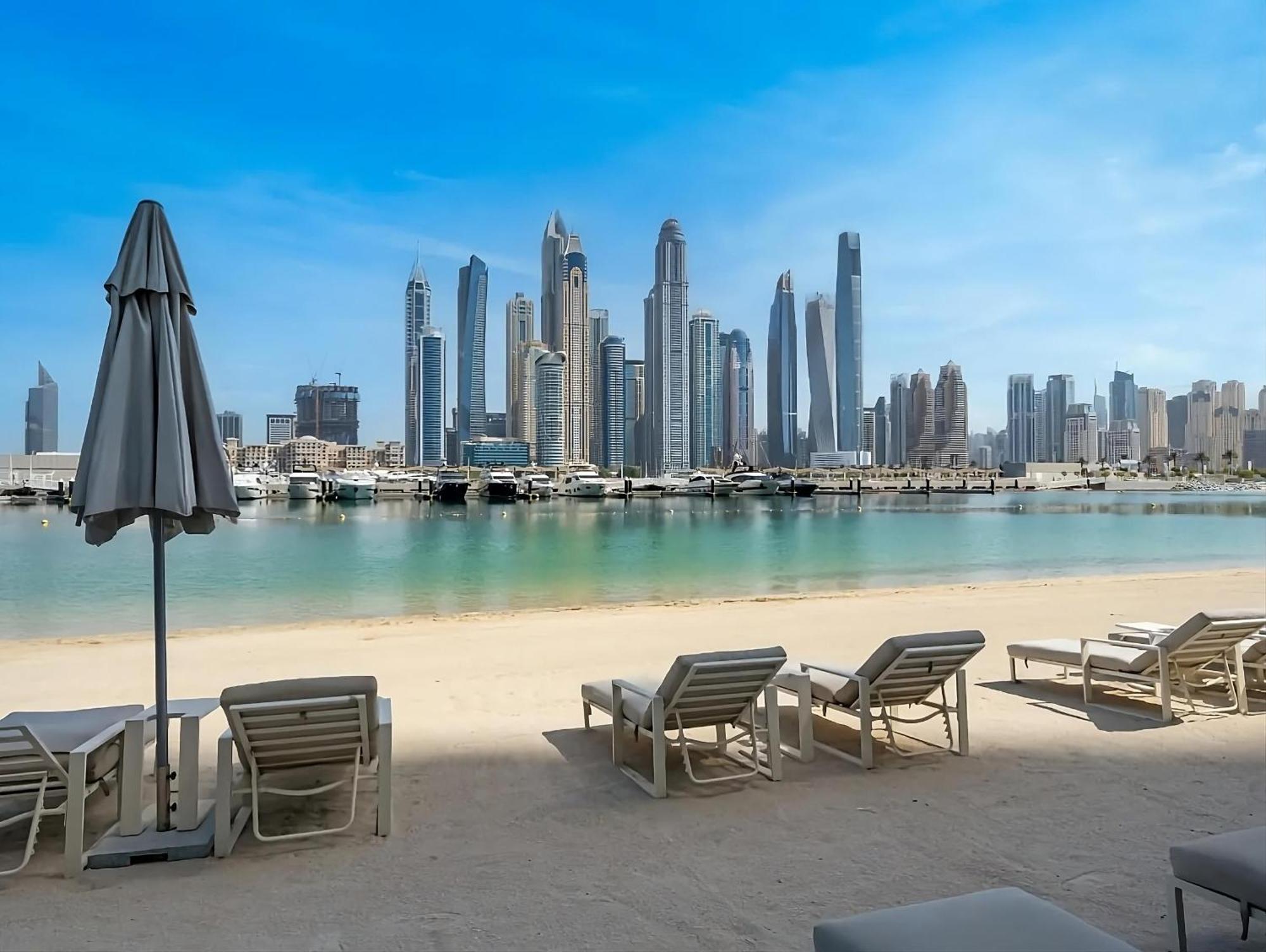 Apartment 2br Beachfront With Stunning Marina View