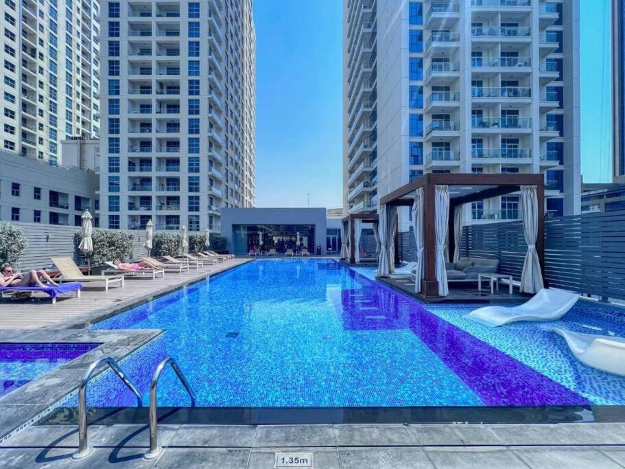 5 Mins To Jbr Beach, Luxury In Marina's Tower Apartment