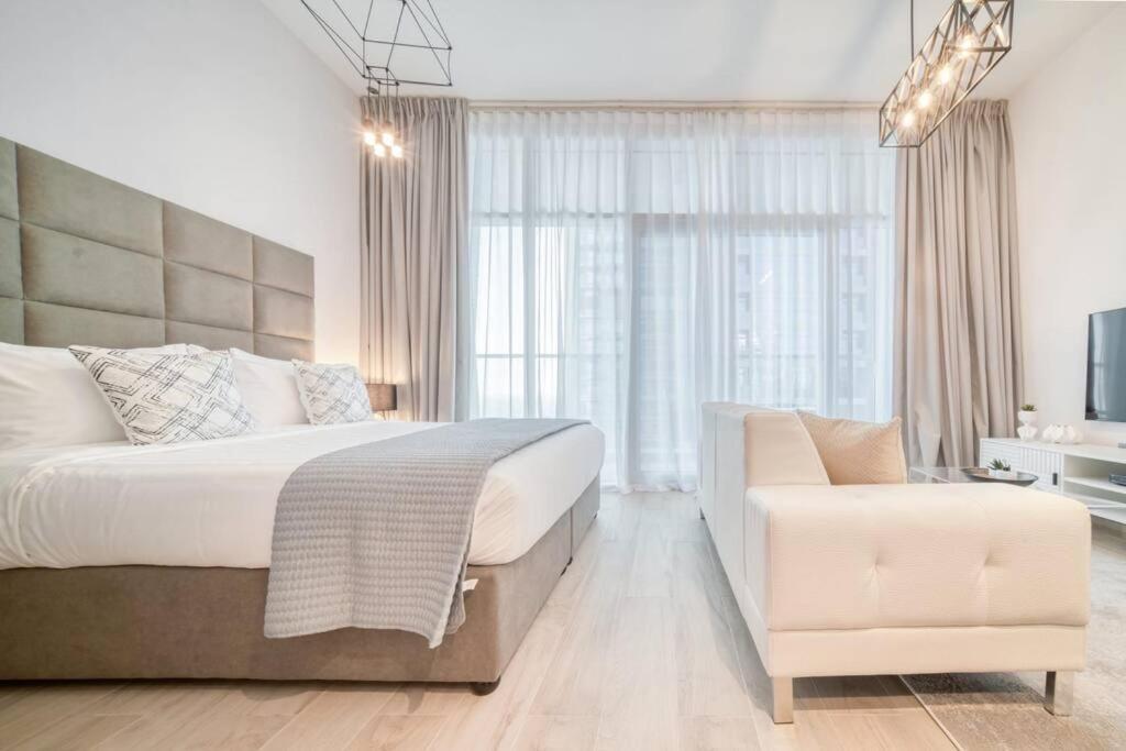 5 Mins To Jbr Beach, Luxury In Marina's Tower *