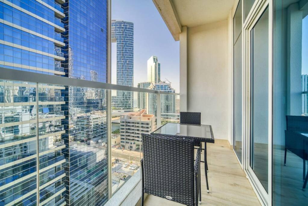 Apartment 5 Mins To Jbr Beach, Luxury In Marina's Tower Dubai