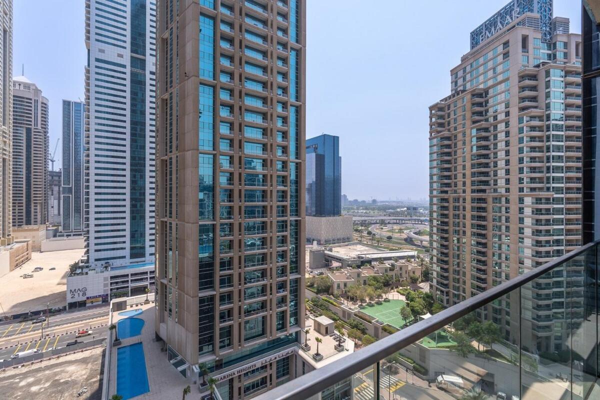 A Lovely 1 Bed Flat In Marina