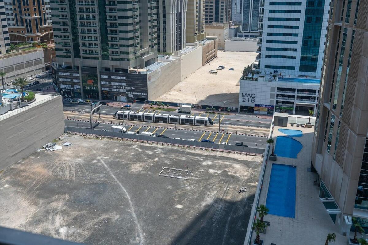 A Lovely 1 Bed Flat In Marina Apartment *