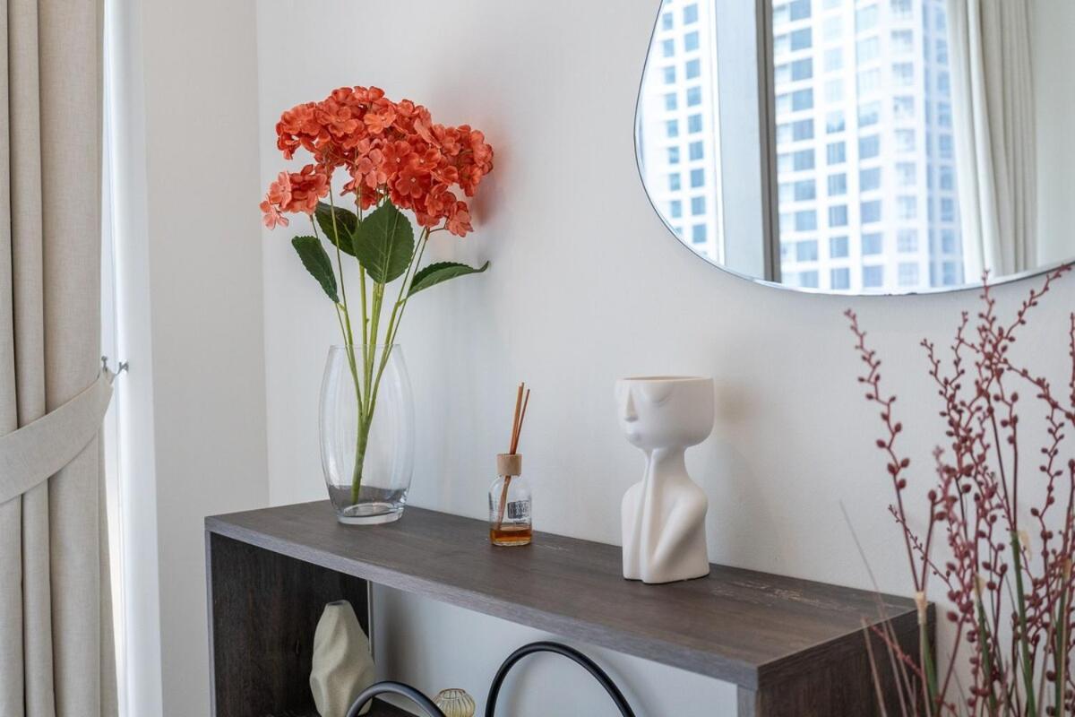 A Lovely 1 Bed Flat In Marina Dubai