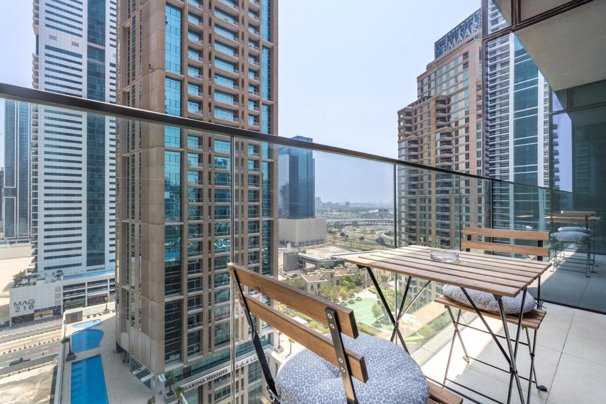 A Lovely 1 Bed Flat In Marina