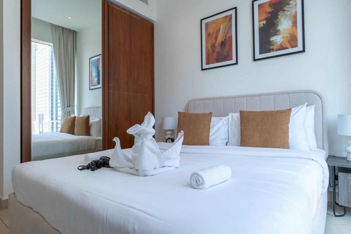 A Lovely 1 Bed Flat In Marina Apartment Dubai