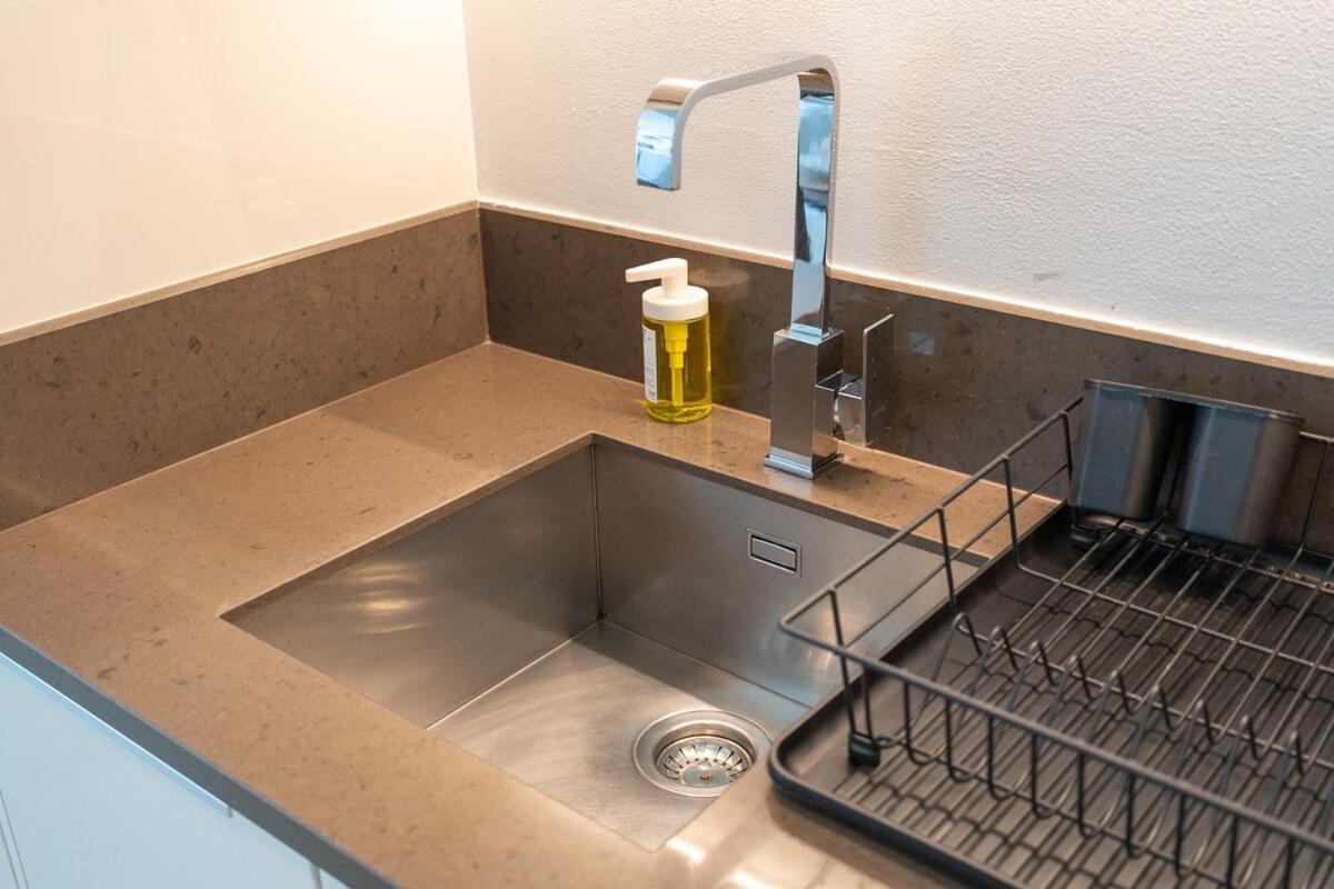 Apartment A Lovely 1 Bed Flat In Marina *