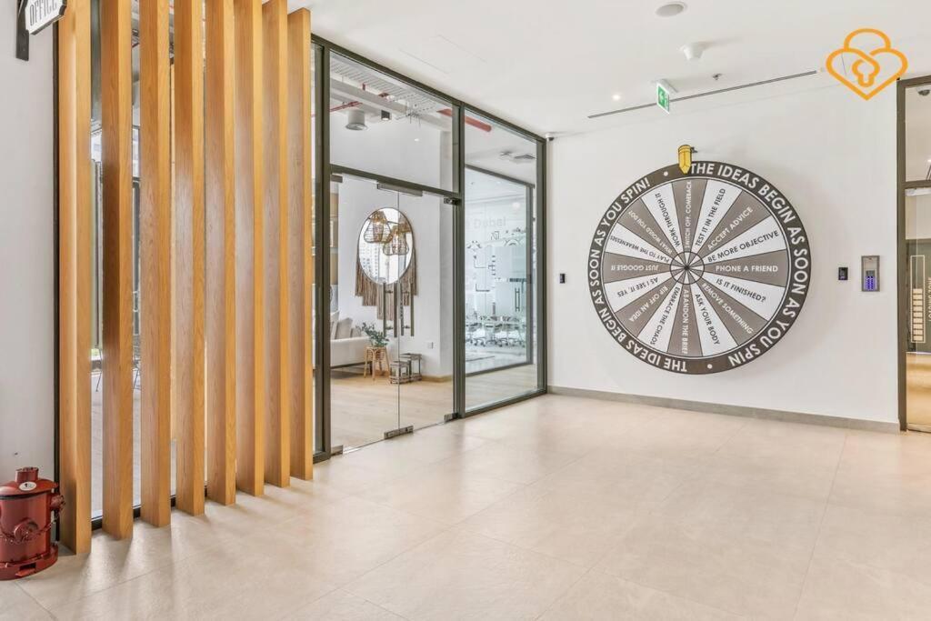 Apartment Keysplease With Outdoor Area, Townsquare Dubai