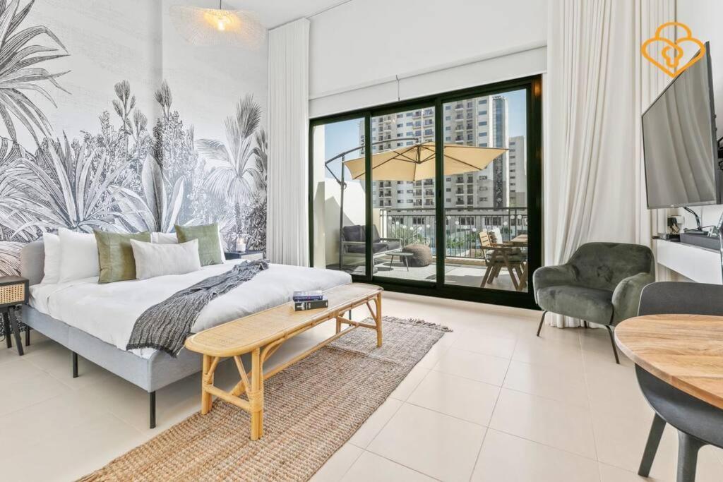 Apartment Keysplease With Outdoor Area, Townsquare Dubai