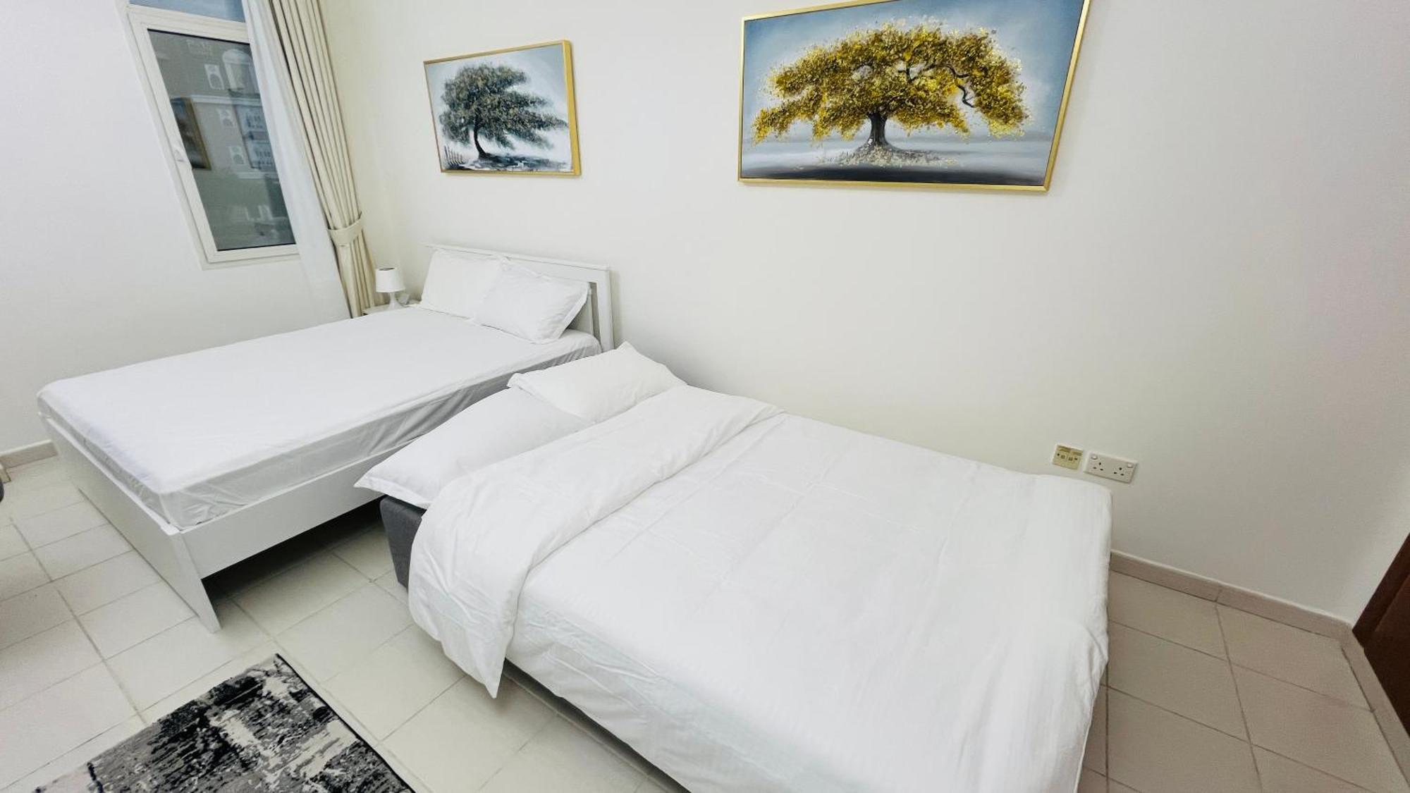France Cluster International - Spacious Bright Furnished Apartment *